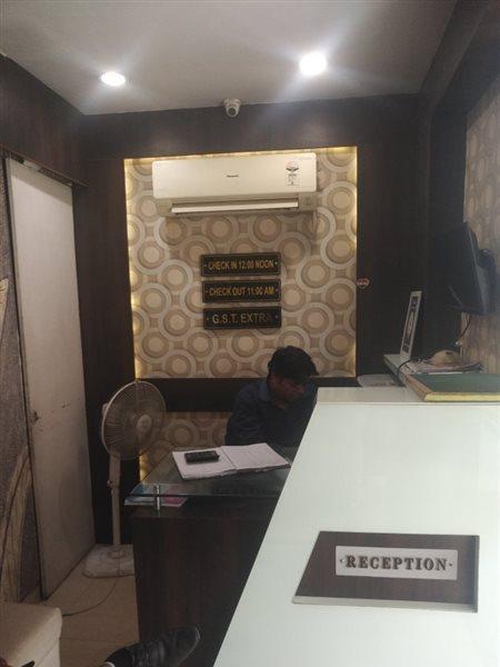 Townhouse 1182 Hotel Tirupati Galaxy Kanpur Buitenkant foto