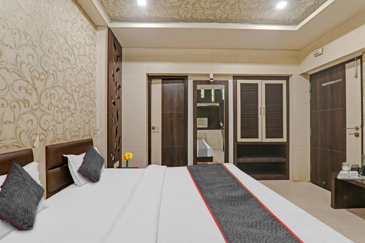 Townhouse 1182 Hotel Tirupati Galaxy Kanpur Buitenkant foto