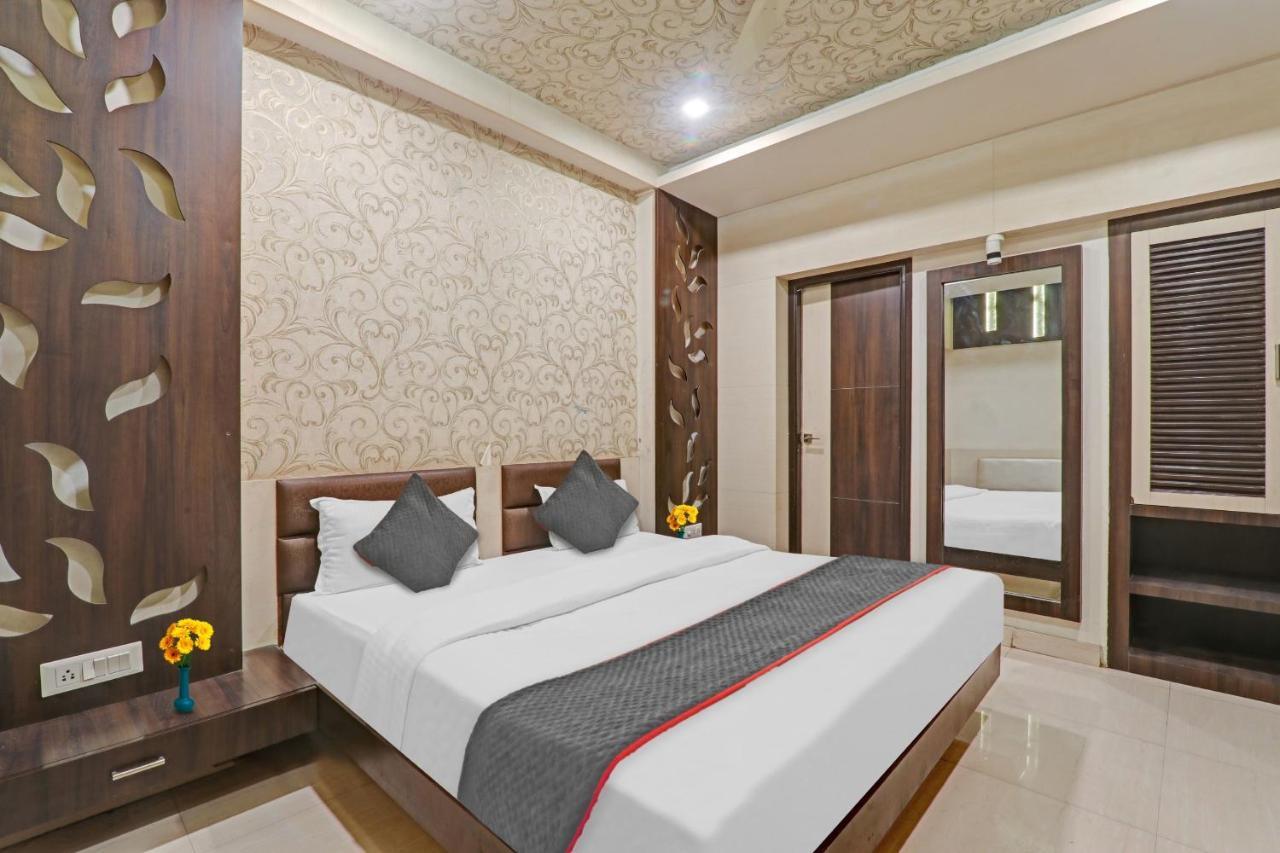 Townhouse 1182 Hotel Tirupati Galaxy Kanpur Buitenkant foto