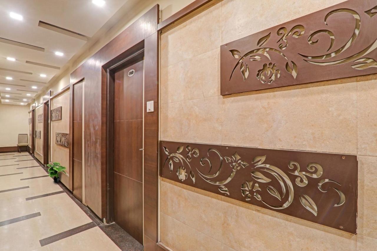 Townhouse 1182 Hotel Tirupati Galaxy Kanpur Buitenkant foto