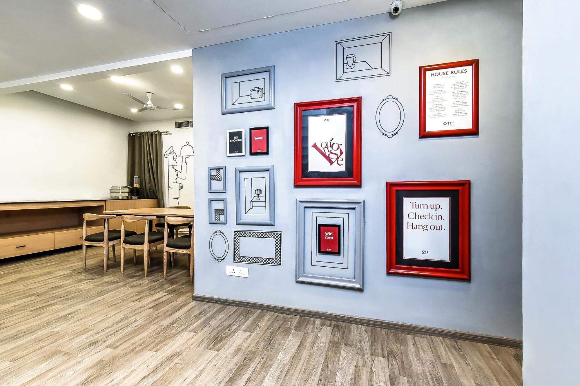 Townhouse 1182 Hotel Tirupati Galaxy Kanpur Buitenkant foto